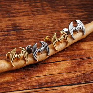 Piercing en titane en forme de cœur F136, bijoux corporels en titane pur pour piercing d'oreille, de lèvre, bijoux de mode unisexe - Product Image 3