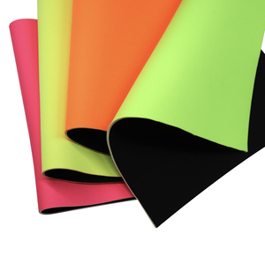 Feuille de caoutchouc néoprène SBR gaufrée douce de haute qualité, <span class=keywords><strong>tissu</strong></span> en boucle UBL laminé pour orthopédie corporelle - Product Image 4