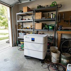 Sistema de Energía Solar Híbrido/Fuera de la Red LVFU Personalizado de Fábrica con Batería Lifepo4 de 48V Apilable, Sistema de Energía Doméstico Todo en Uno de 51.2V - Product Image 2