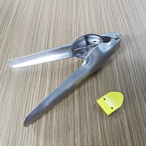Stainless Steel Walnut Cracker Chestnut Opener Multi Function Nut Peeling Tool Household Kitchen Utensil 2 Pieces - Product Image 3