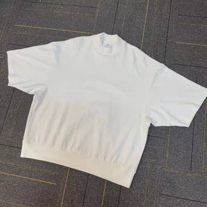 เสื้อยืดโอเวอร์ไซส์ทรงบ็อกซี่ ผ้าคอตตอน 100% หนา 305gsm สไตล์สตรีทแวร์สำหรับผู้ชาย รุ่นใหม่ล่าสุด พร้อมปักโลโก้ตามสั่ง - Product Image 2