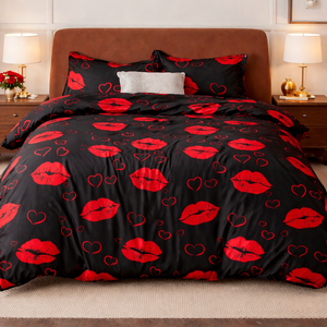 Juego de Ropa de Cama Midnight Kiss, Algodón Negro con Estampado de Labios Rojos, Juego de Funda Nórdica Suave y Elegante - Product Image 1