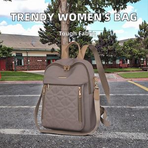 Mochila feminina moderna para viagens modelo 2025 com textura <b>jeans</b> em PU com fecho de ziper ideal para estudantes e escola - Product Image 2