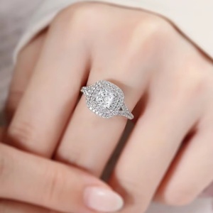 Anillos de Diamantes de Laboratorio con Corte Cojín de Oro de 14k y 18k Huazhong Gem, Joyería Fina para Mujer, Diamante VVS Cultivado en Laboratorio con Certificación IGI - Product Image 1