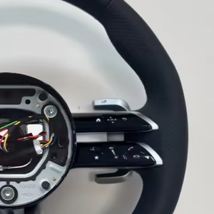 Volante in Pelle Personalizzato per Mercedes-Benz Classe W204 W205 <span class=keywords><strong>AMG</strong></span> <span class=keywords><strong>W212</strong></span> W213 W447 W463 GLC GLA C63 E63 S63 - Product Image 5