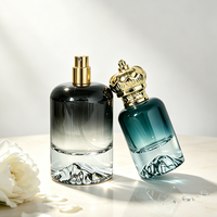 Flacon de parfum en verre personnalisé de luxe, 30/50/100 ml, cylindrique, dégradé de couleurs, fond épaissi effet montagne enneigée, bouchons dorés en forme de couronne