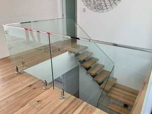 YL Balaustra Moderna per Balcone in Vetro Trasparente con Colonnetta in Acciaio Inox e Finitura Satinata/a Specchio, Recinzione di Sicurezza Facile da Installare Fai-da-te - Product Image 3