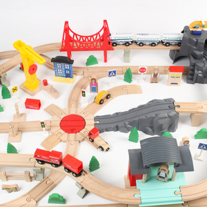 Ensemble de rails de <span class=keywords><strong>train</strong></span> en <span class=keywords><strong>bois</strong></span> Xinyun, jouet éducatif électrique pour tout-petits, mini-<span class=keywords><strong>train</strong></span> à grande vitesse, échelle 1:5, piles alcalines AA - Product Image 3