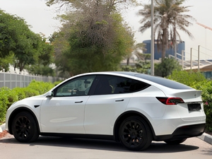 Modelo Y Long Range AWD 2023 de Tesla - Product Image 6