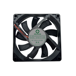 Ventola assiale CC in plastica con cuscinetti a sfera 8015 OEM ODM per <span class=keywords><strong>abbigliamento</strong></span> climatizzato, server AI, sistema UPS - Prezzo di fabbrica all'<span class=keywords><strong>ingrosso</strong></span> - Product Image 1