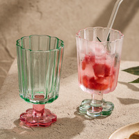 Lelyi Tasse en verre à pied haut à couleur bloquée vintage avec style Ins et fleur de haute valeur esthétique avec tasse à paille