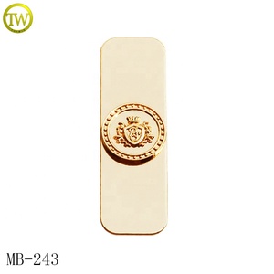 Étiquettes de marque de flacon de parfum personnalisées Etiquette de logo en métal gravé en cuivre antique pour meubles - Product Image 4
