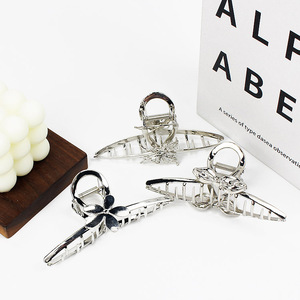 YIYI Wing Lips Feder blume Mode Haar Koreanisches Haar Zubehör Klauen clips Herz Schmetterling Weiß Benutzer definierte Metall Haars pangen - Product Image 5