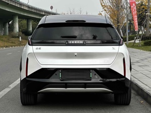 Zeekr X <span class=keywords><strong>2023</strong></span> Edición YOU Usado, SUV Eléctrico con Tracción Trasera, 4 Asientos, Vehículo Eléctrico Premium, Largo Alcance, Carga Rápida, Bien Mantenido, Listo para Enviar - Product Image 5