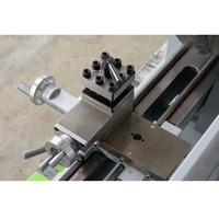 Tour à métaux de table miniature D250V léger et pratique avec un prix bas en provenance de Chine