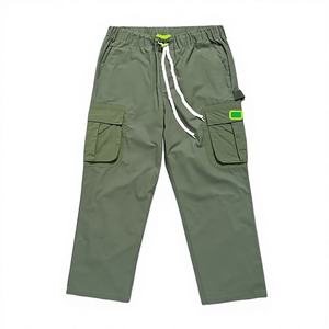 กางเกงจ็อกเกอร์คาร์โก้ลำลองน้ำหนักเบาสำหรับผู้ชาย สไตล์สตรีทแวร์สั่งทำขายส่ง พร้อมรายละเอียดกระดุมผ้าแคนวาส เอวสูง แห้งเร็ว รุ่นปี 2026 - Product Image 1