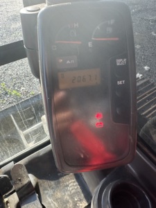 Excavadora Hitachi ZX70 Usada Original de Japón de Alta Calidad, Modelo 2020, Peso Operativo de 7 Toneladas, Motor Isuzu, Caja de Cambios, Bomba, PLC en Venta - Product Image 4