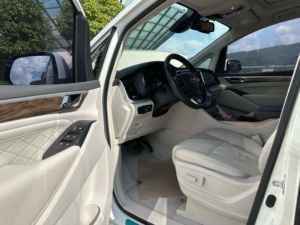 Trumpchi M8 2018 2019 2020, Auto Usado de Bajo Costo, Mediano a Grande, Potente, con Motor Turbo, Volante a la Izquierda - Product Image 4