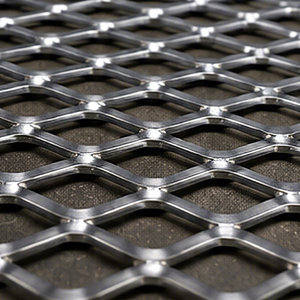Heavy Duty MS Expanded Metal Mesh Sheet Aluminum Expanded Metal Industrial <b>Fence</b> Aluminum Expanded Metal Guard <b>Fence</b> Mesh - Product Image 1