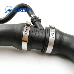 Nuovo tubo del radiatore del liquido di raffreddamento per MERCEDES A207 c204 W204 W207 X204 2045010382 <span class=keywords><strong>collettore</strong></span> di aspirazione in gomma - Product Image 4
