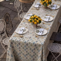 Nappe Rectangulaire Moderne Ethnique à Petits Motifs Géométriques Jacquard Non Tissée Imperméable Personnalisable avec Pompons pour Extérieur