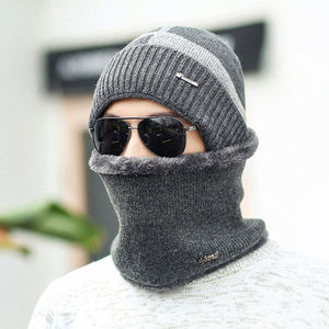 <span class=keywords><strong>Ensemble</strong></span> <span class=keywords><strong>bonnet</strong></span> et écharpe unisexe <span class=keywords><strong>pour</strong></span> hommes d'hiver à doublure polaire à la mode à prix abordables vente en gros - Product Image 1