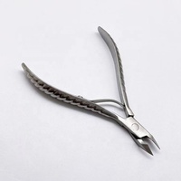 Pince à cuticules en acier inoxydable pour nail art, manche antidérapant, lame incurvée et tranchante, pour l'exfoliation des peaux mortes et le soin des ongles