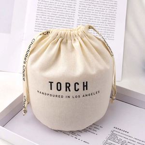 Sac cadeau en coton à fond rond pour vin, emballage personnalisé avec logo imprimé, sac à cordon en mousseline de coton anti-poussière - Product Image 1