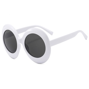 Gafas de Sol de Moda de Alta Gama al por Mayor, Unisex, Redondas, Extra Grandes, Anti-UV400, Marco de Metal y PC, Lentes Acrílicas, 6 Colores, Logotipo Personalizado - Product Image 3