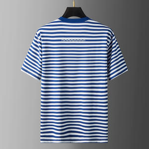 Camicia a <span class=keywords><strong>Righe</strong></span> <span class=keywords><strong>Blu</strong></span> Navy Riflettente all'Ingrosso Completo Camicia a <span class=keywords><strong>Righe</strong></span> <span class=keywords><strong>Blu</strong></span> <span class=keywords><strong>e</strong></span> <span class=keywords><strong>Bianche</strong></span> Abbigliamento Sportivo Estivo per Studenti T-shirt a Maniche Corte - Product Image 5