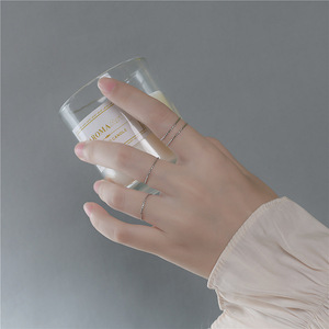 Anillo Delgado de Plata de Ley 925 Brillante, Anillo Apilable con Corte de Diamante, Cómodo para Uso Diario, Joyería Elegante - Product Image 4