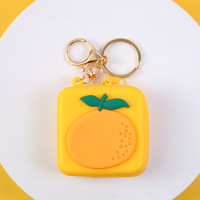 2024 Silicone porte-clés logo personnalisé en caoutchouc souple pvc blanc coloré sac à main dessin animé porte-clés mignon fruits fraise fruits porte-clés