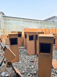 Buzón de Paquetería de Acero Corten Personalizado de Estilo Vintage, Montado en Pared, Lámina Galvanizada con Característica Impermeable, Diseño de Buzón de Entrega - Product Image 2