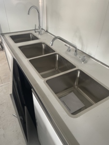 Nouvelle remorque alimentaire mobile avec cuisine complète, camionnette à pizza, café, glaces, hot-dogs, chariot BBQ de 134 pieds entièrement équipé - Product Image 4