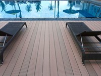 Revêtement de sol en composite durable et écologique personnalisé OEM pour terrasse extérieure, planches de terrasse WPC pour sol de bord de piscine