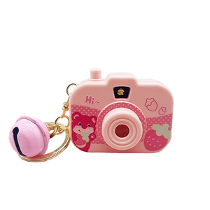 Charme en peluche innovant en forme d'appareil photo, prix de gros, jouet en peluche doux avec photos, décoration de poupée avec des clochettes pour un cadeau mignon - Product Image 2