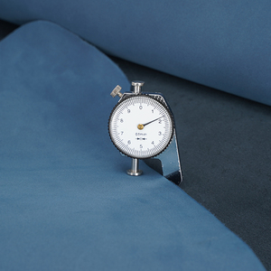 Tùy Chỉnh OEM ODM Chất Liệu Bò Ẩn Gia Súc Da Thật Đầy Đủ Hạt Da Bò Da Chính Hãng Nhà Máy Màu Xanh Điên Ngựa Da - Product Image 5