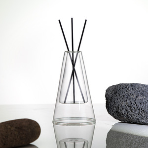 Diffusore di Fragranza Nordico Semplice in Vetro Trasparente, Bottiglia Volatile da Appendere per Interni, per Aromaterapia e Candele, Vendita all'Ingrosso - Product Image 3
