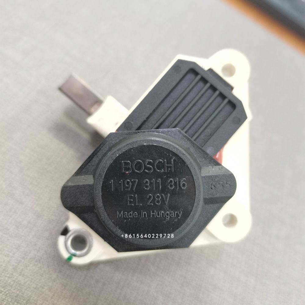 ☆新品☆ ベンツ 純正 ICレギュレーター BOSCH W211