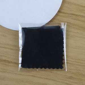 Chiffonnette de nettoyage d'écran en microfibre 10x10cm en gros pour téléphones portables, ordinateurs, téléviseurs et autres appareils électroniques - Product Image 4