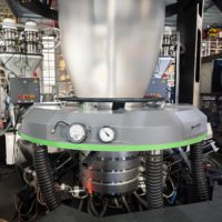Machine de production de films soufflés par co-extrusion à 3 couches ABC avec contrôle automatique de l'épaisseur IBC et anneau d'air automatique pour la fabrication de sacs de courses et de sacs alimentaires