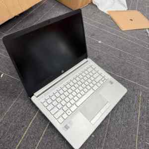 โน้ตบุ๊ค HP Pavilion 14 รุ่นปรับปรุงใหม่ เจนเนอเรชั่น 8 i3 แรม 8GB SSD 256GB หน้าจอ 14 นิ้ว FHD สำหรับนักเรียน - Product Image 3