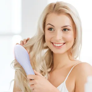 Rechargeable Electric Essential Oil Liquid Guiding Hair Loss Scalp Massage Hair Growth Treatment Oil Applicator Scalp Massager