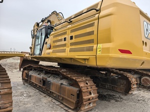 Excavatrice sur chenilles d'occasion 374DL - Capacité de la benne de 1,9 m, puissance de 140 kW, moment de charge élevé, prix avantageux - Product Image 4