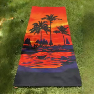 Toalla de playa de microfibra con estampado de mandala bohemia, tela de rizo resistente a la arena para escapadas de verano - Product Image 3