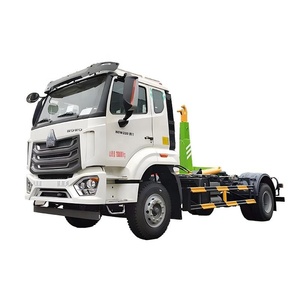 Camion de collecte des déchets Sinotruk Howo 6X4 fiable avec système de levage à crochet pour les centres de recyclage et le transport de déchets commerciaux - Product Image 3