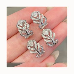 Bijoux de luxe et de mode Xinfly, or véritable 18 carats et diamant naturel 0,4 ct, boucles d'oreilles en forme de plume - Product Image 1