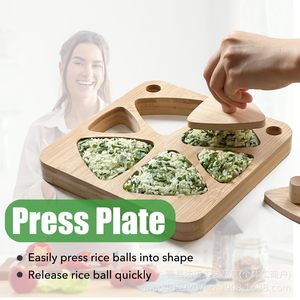 Molde para bolas de arroz Onigiri de bambú Tuiiopoli con 4 cavidades para hacer bento y sushi caseros - Product Image 3