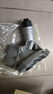 Rakitan Rumah Filter Oli Aluminium Dengan Gasket Pendingin Oli 11428583895 untuk BMW Seri 1 <span class=keywords><strong>2</strong></span> <span class=keywords><strong>3</strong></span> 4 5 6 7 8 X3 X4 X5 X6 X7 - Product Image 5