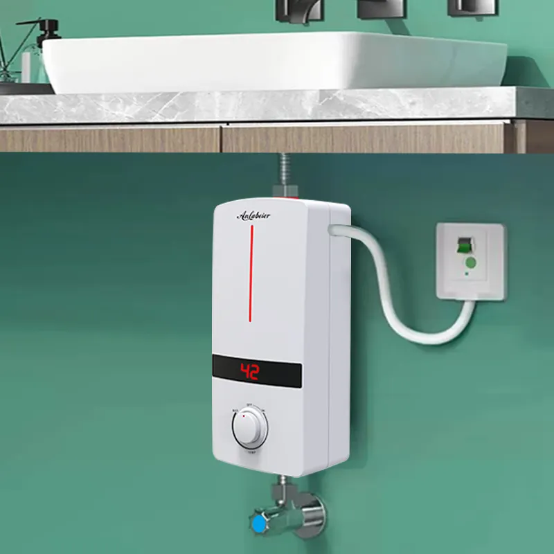 سخان مياه كهربائي ذكي بدون خزان 5500 وات يعمل تلقائيًا ويمكن تشغيله وإيقاف تشغيله